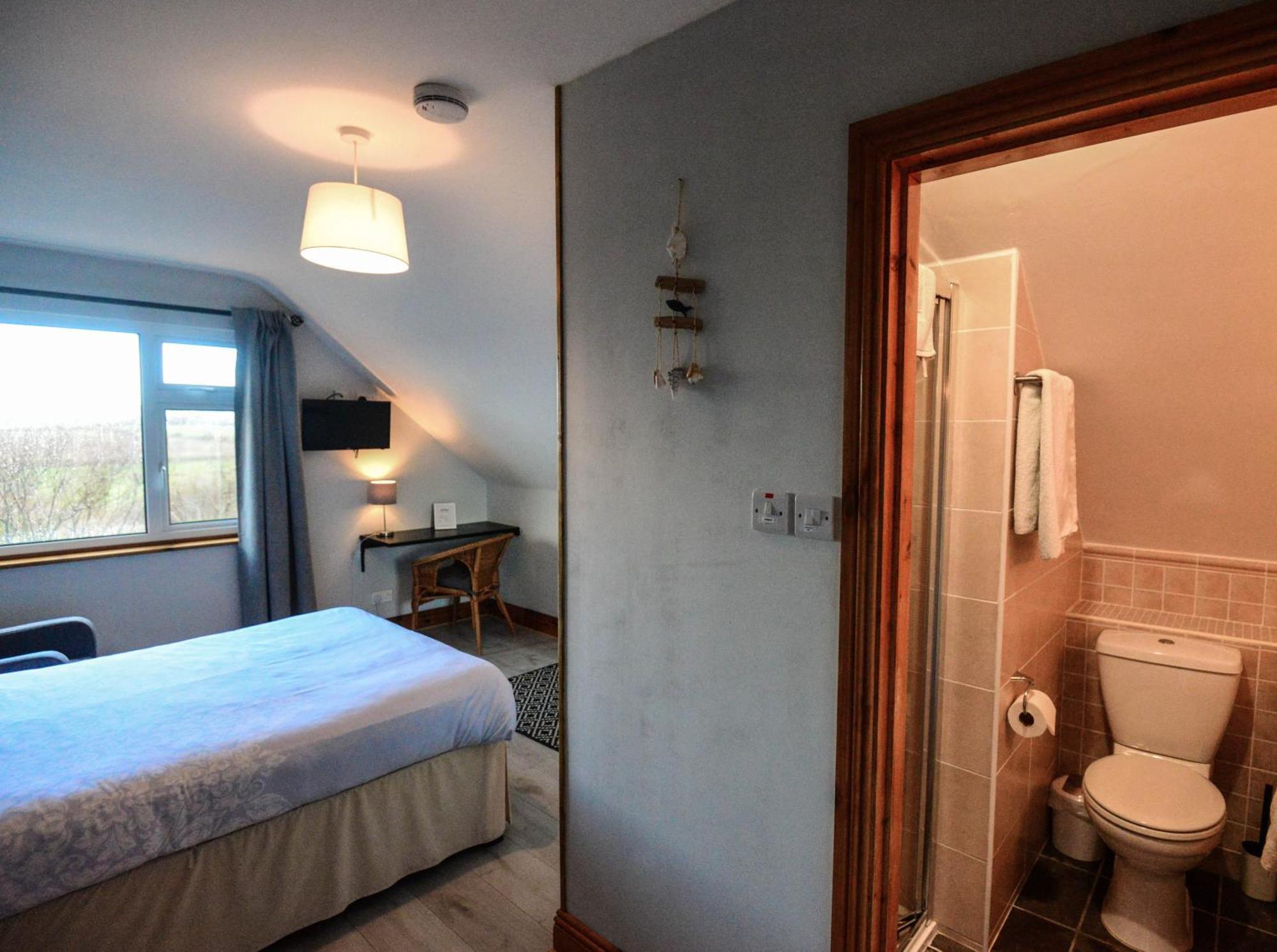 Bluetit Lodge Kilkee Bagian luar foto